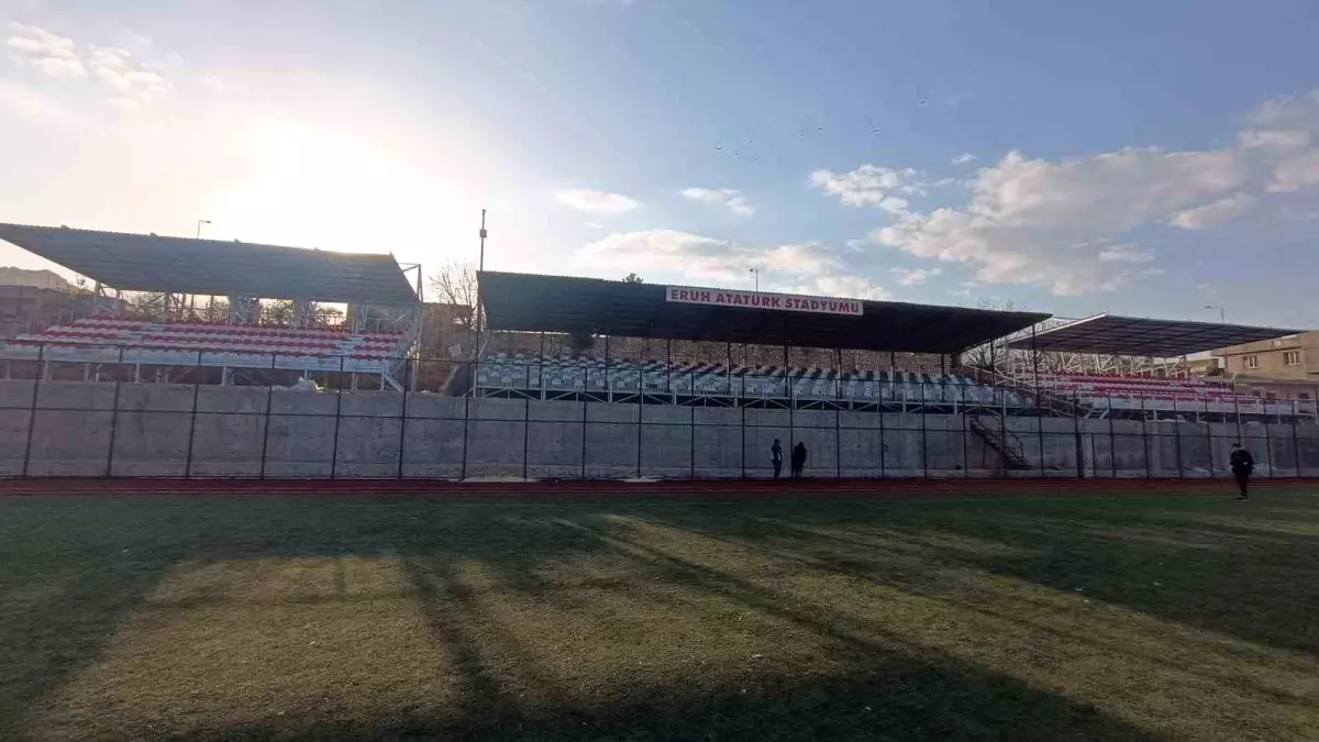 Eruh Stadyumu’na Yeni Tribün