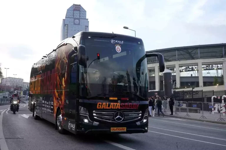Galatasaray Beşiktaş Derbisi İçin Stadyumda
