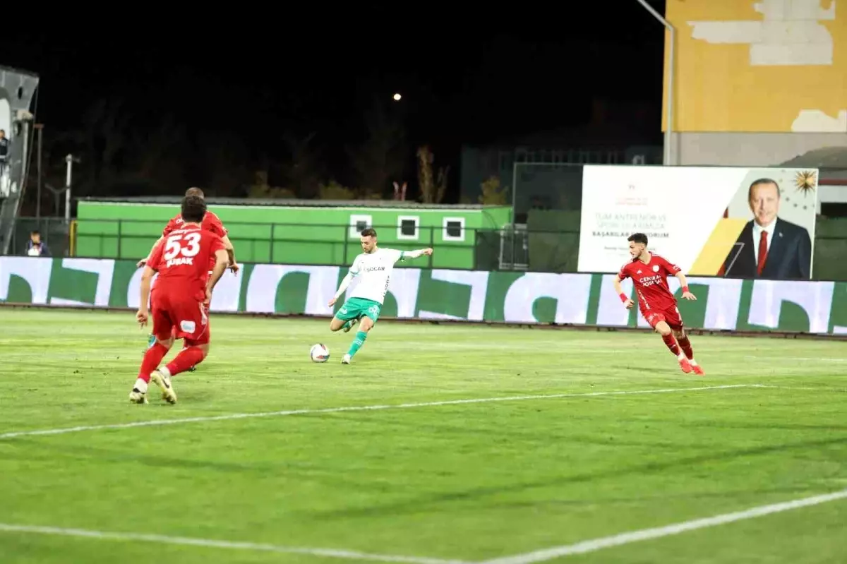 Iğdır FK – Ümraniyespor: 0-0 Beraberlik