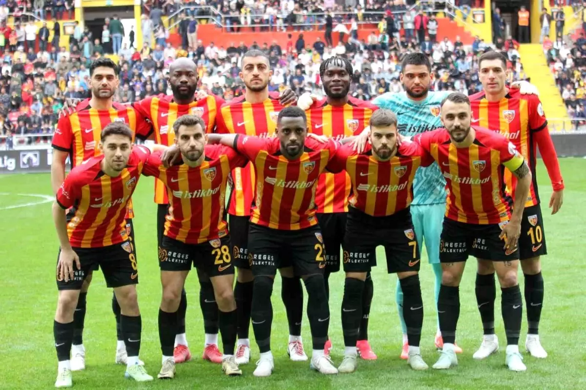 Kayserispor 2-0 Önde