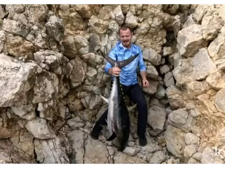 Keşan’da Amatör Balıkçıdan Rekor Orkinos