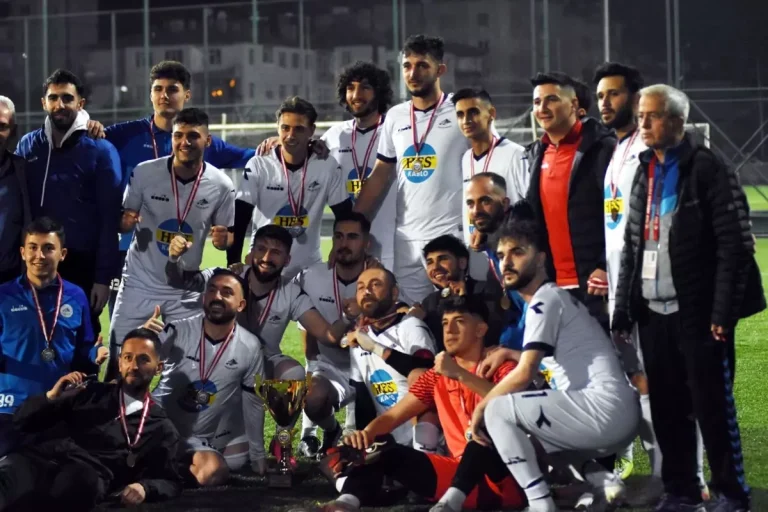 Kocasinan Şimşekspor Şampiyon Oldu