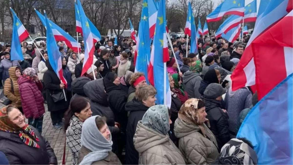 Moldova Gagavuzya üzerinde siyasi baskı kuruyor, Evghenia Gutul gözaltında