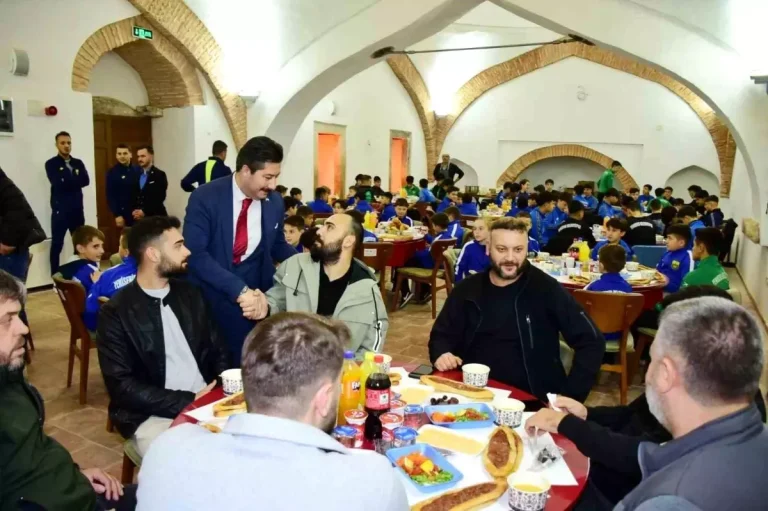 Yenişehir Belediyespor Ramazan İftarında Bir Araya Geldi