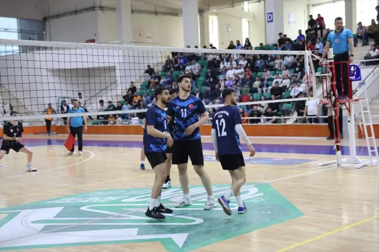 Ağrı KYK, Voleybol Turnuvası Şampiyonu Oldu