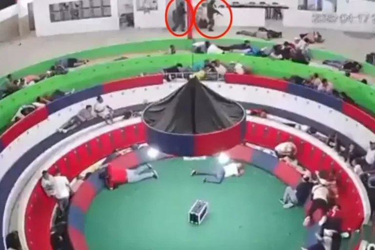 Asker kılığına giren çete horoz dövüşü arenasında katliam yaptı: 12 ölü