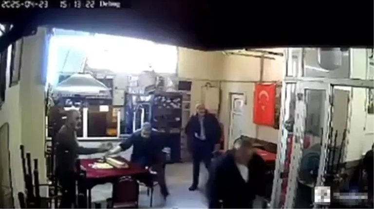 Ataşehir’de Deprem Anında Panik