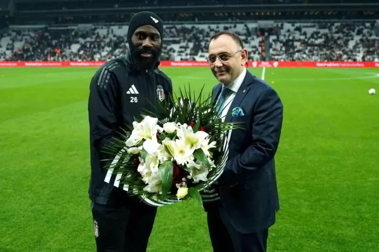 Beşiktaş, Göztepe ile Kupada Çeyrek Finalde