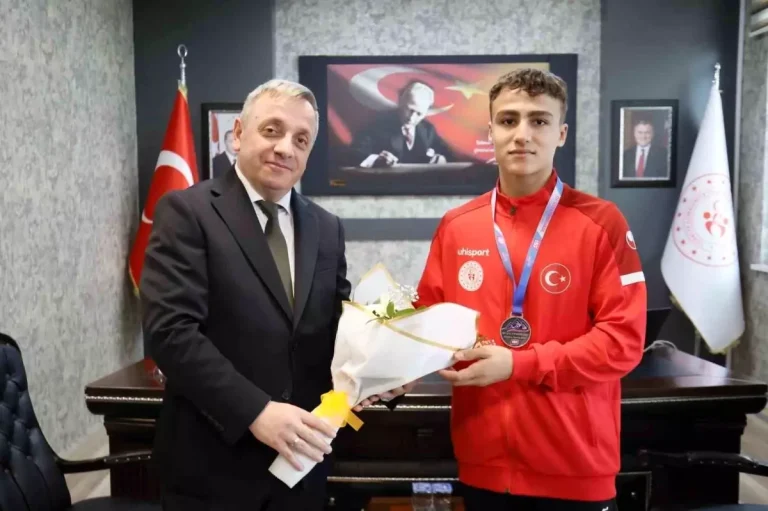 Denizli’nin Gururu: Kaan Emirhan Asar Gümüş Madalya Kazandı