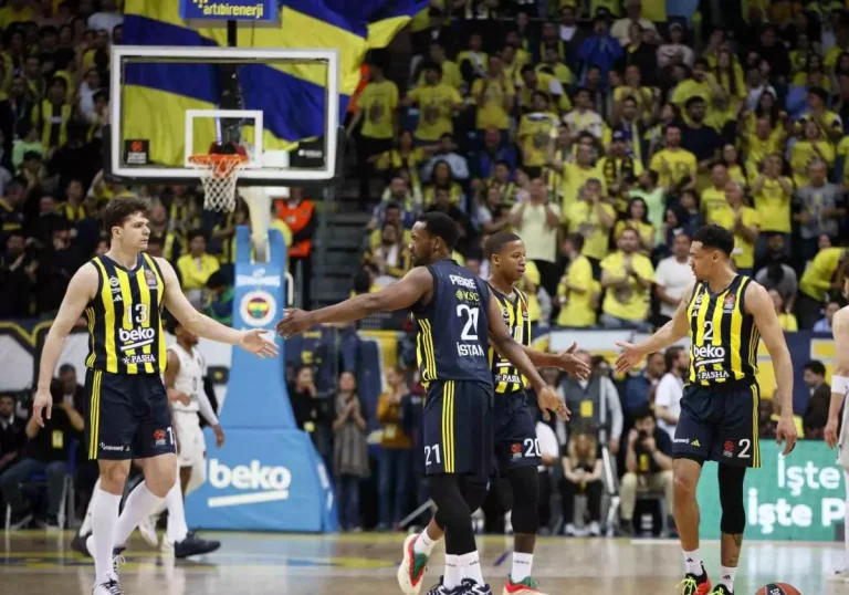 Fenerbahçe Beko’dan Paris Basketbol’a Fark