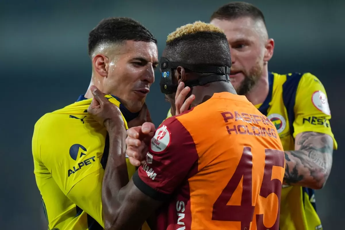 Fenerbahçe’de kriz! Derbi sonrası yönetim ikiye bölündü