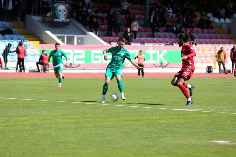 Isparta 32 Spor, Fethiyespor’u 3-0 Yendi
