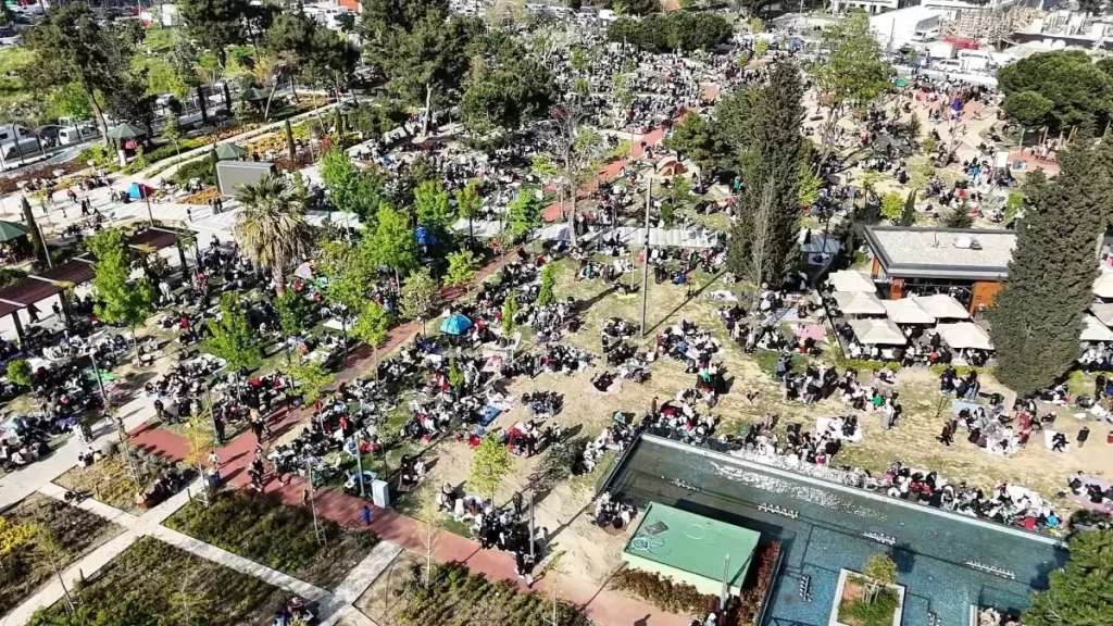 İstanbul’da Deprem Sonrası Kalabalık