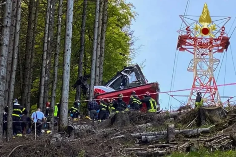 İtalya’da Teleferik Kazası: 4 Ölü