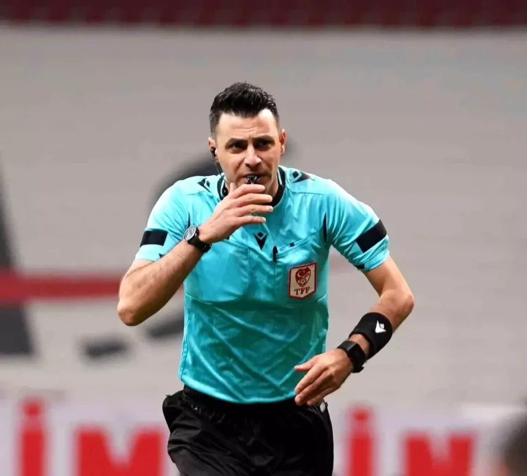 Kasımpaşa Sivasspor maçının hakemi Ali Şansalan oldu