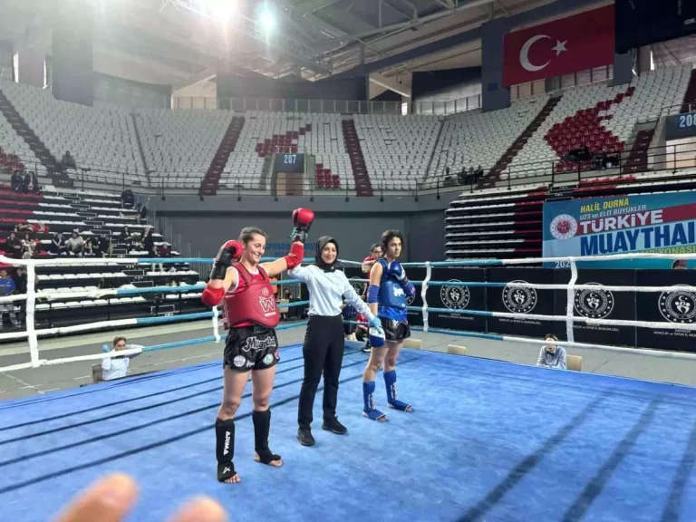 Manisa Muaythai Takımı, Türkiye Şampiyonası’nda 6 Madalya Kazandı