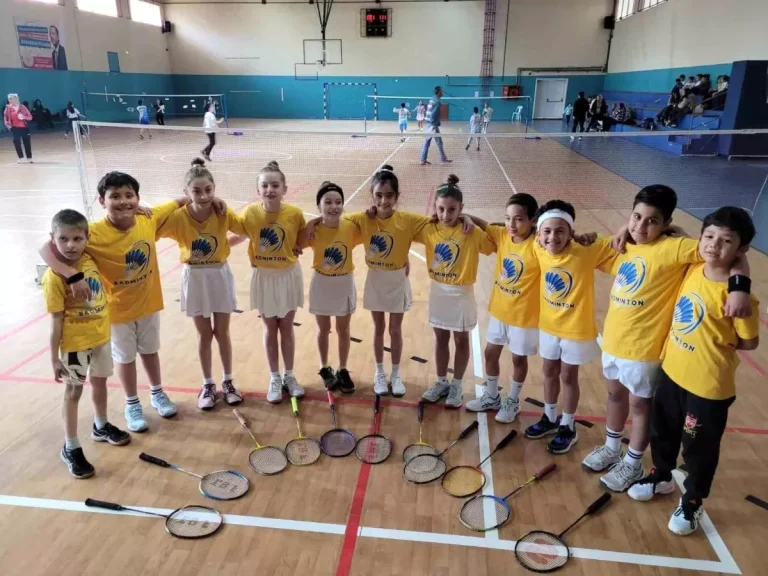 Manisa’da Badminton İl Birinciliği Heyecanı