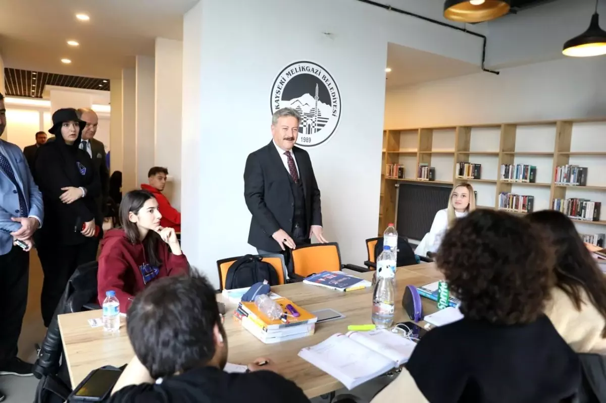 Melikgazi Belediyesi’nden Gençlere Özel Hizmetler