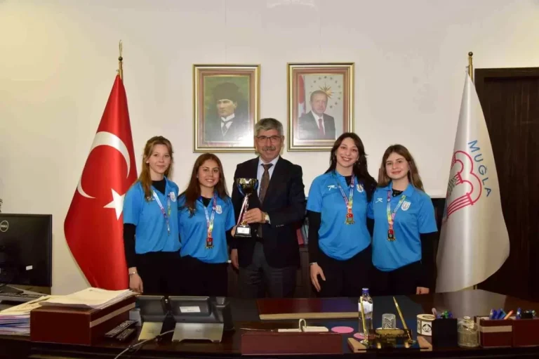 MSKÜ Kadın Okçuluk Takımı’na Ziyaret