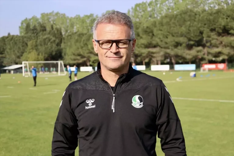 Sakaryaspor, Erzurumspor Maçına Hazırlanıyor