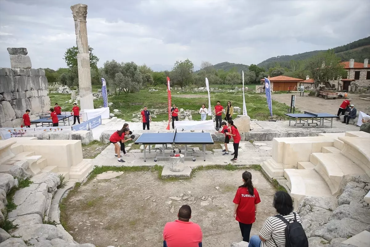 Stratonikeia’da Dünya Masa Tenisi Günü Etkinliği