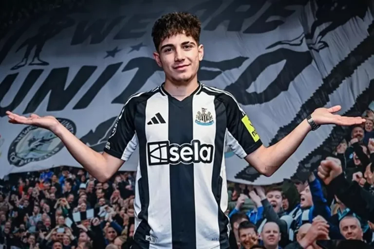 Tarihe geçen transfer: Türk yıldız, Newcastle United’da