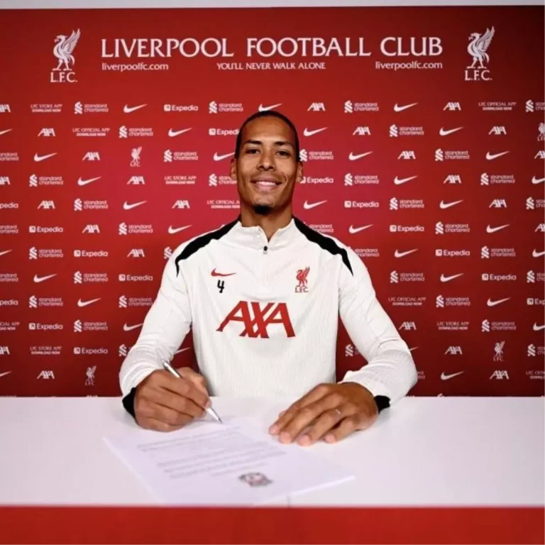 Van Dijk’ın Sözleşmesi 2027’ye Uzatıldı