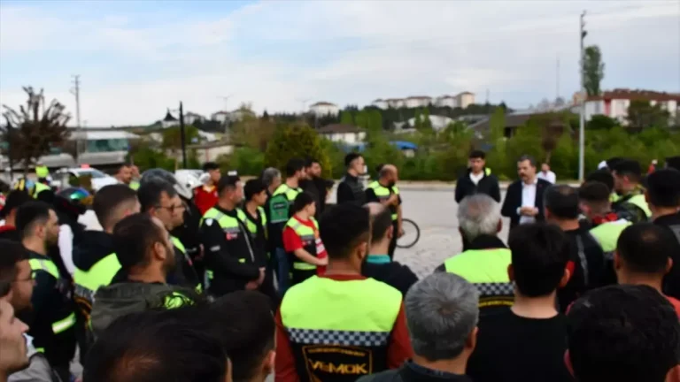 Vezirköprü’de Motosiklet Korteji