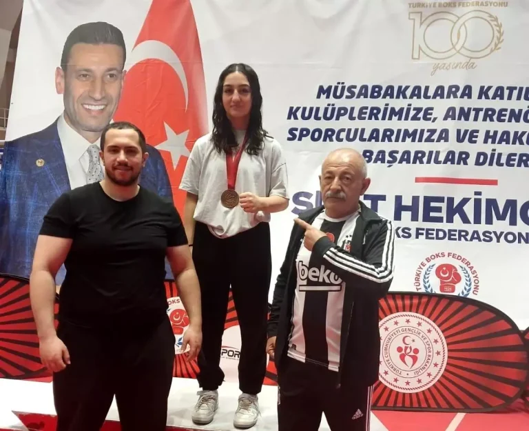 Yağmur Palut, Türkiye Boks Şampiyonası’nda Üçüncü Oldu